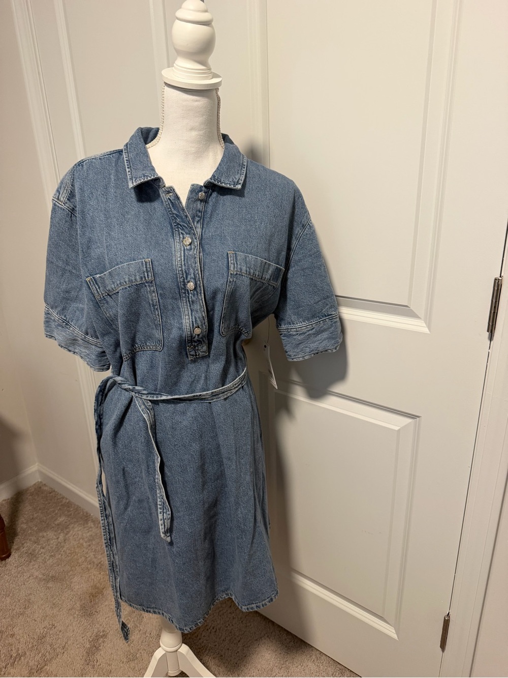 DKNY Casual Blue Denim Shirt Dress with Waist Tie